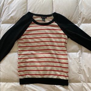 🌻 striped crew neck wet seal long sleeve